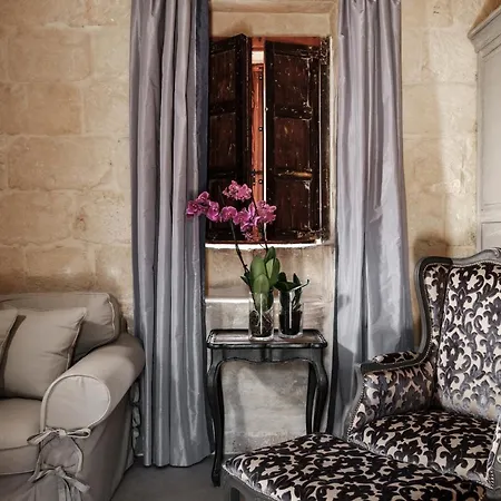 Cesca's Boutique 4* Xlendi