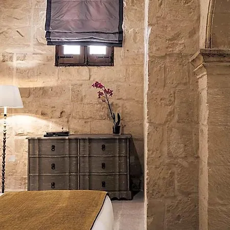 Cesca's Boutique 4* קסלנדי