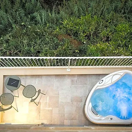 Cesca's Boutique 4* קסלנדי