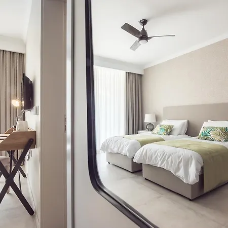 Cesca's Boutique 4* Xlendi