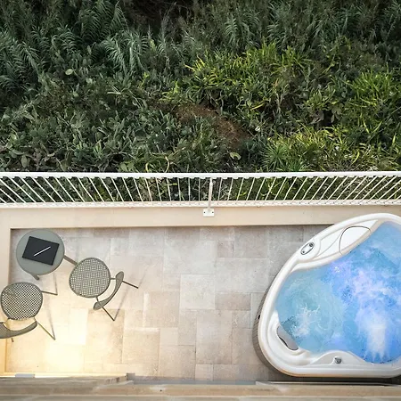 Cesca's Boutique Hotel Xlendi