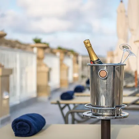 Cesca's Boutique 酒店 克伦蒂