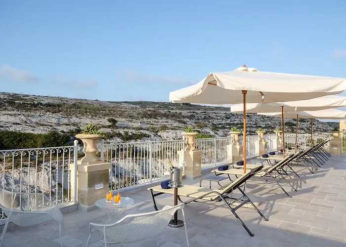 Cesca's Boutique Hotel 4*