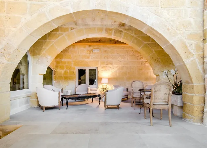 Cesca's Boutique Hotel Xlendi