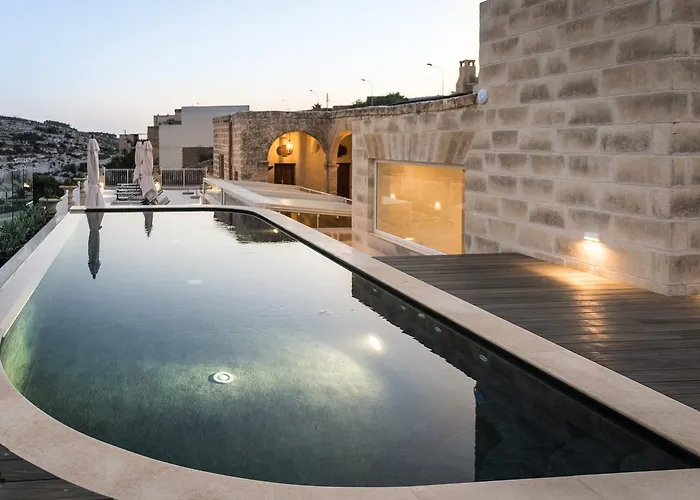 Cesca's Boutique Hotel